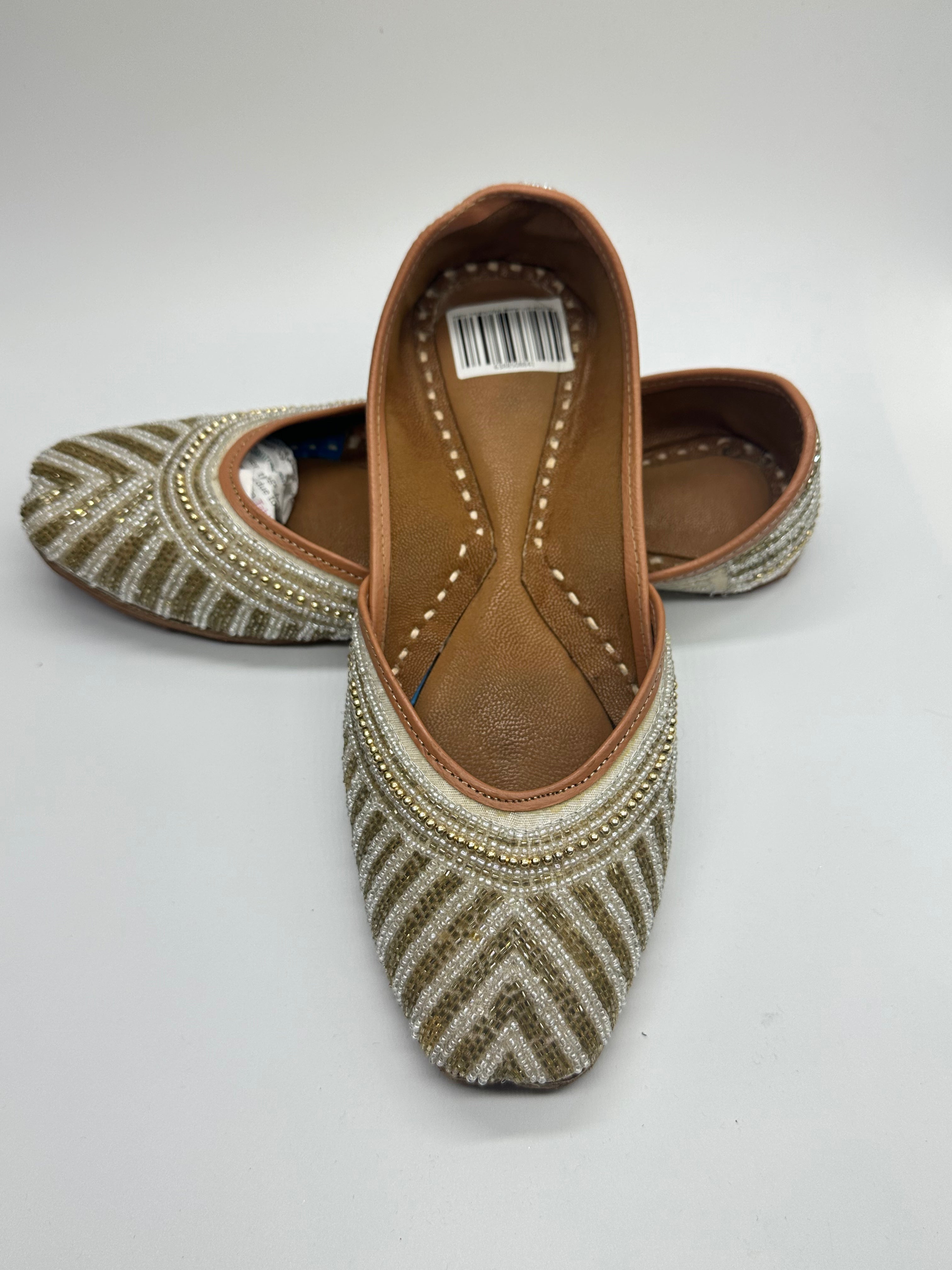 Premium Golden Jutti 40